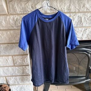 KNGR Men's Blue and Navy Raglan Tee Large